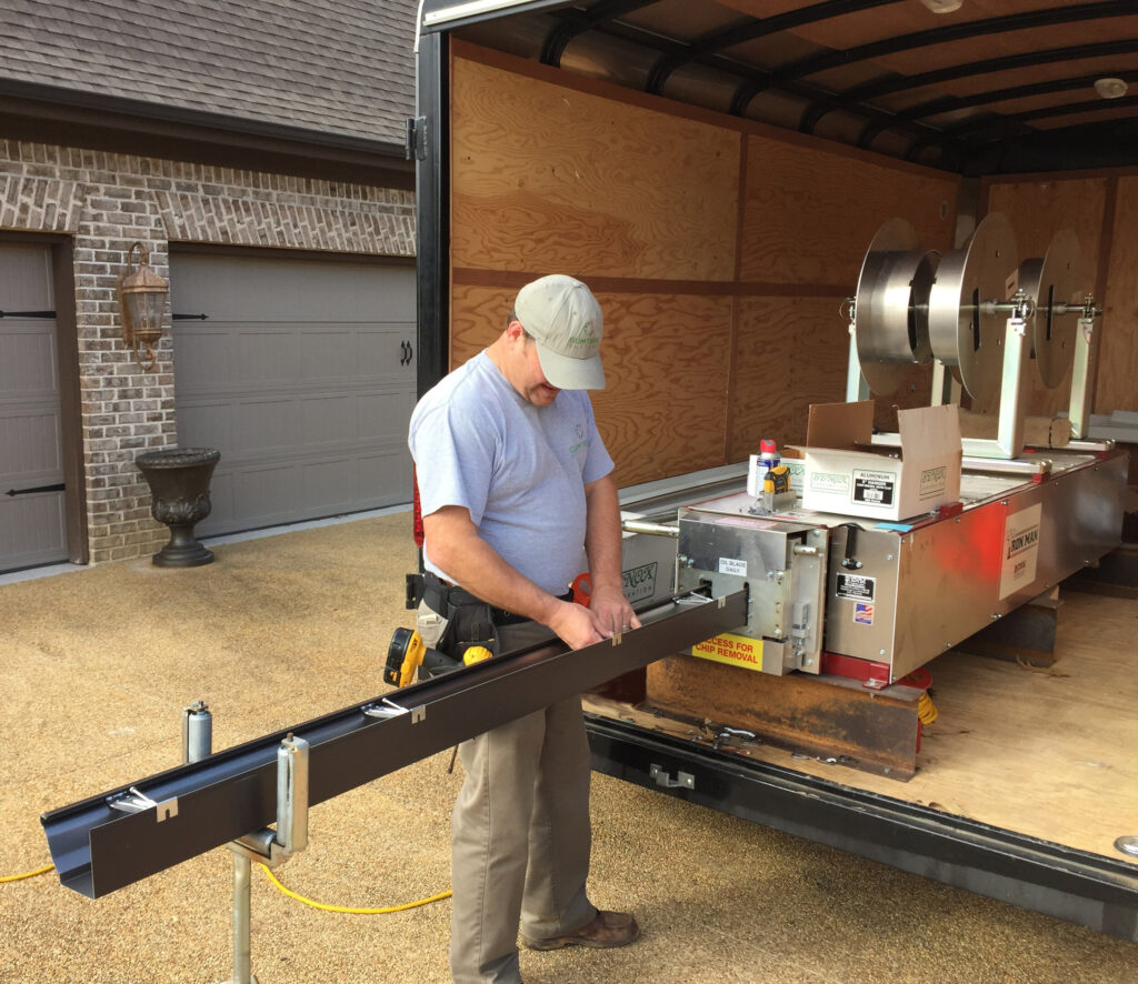 How a Seamless Gutter Machine Works in NYC